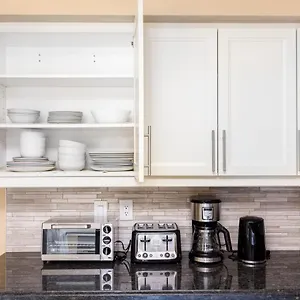 https://spacious-quiet-4bd-house-in-prime-location.niagara-fallshotels.com