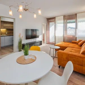 https://split-serenity-suite-with-sea-view-balcony.splithotels.org